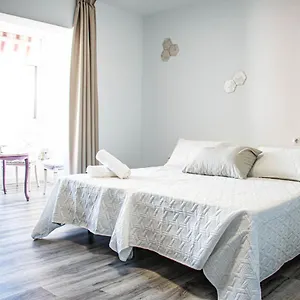 Acogedor Estudio En Centro 5m A Pie De La Playa Nerja